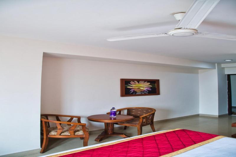 Business Inn Kammasandra Bagian luar foto